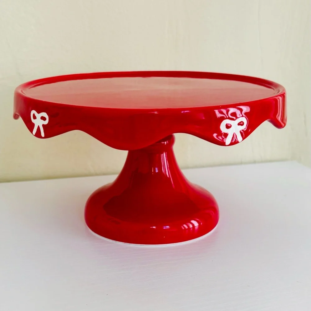 Target Bullseye Red Mini Cake Stand with White Bows Scalloped Edge NWT